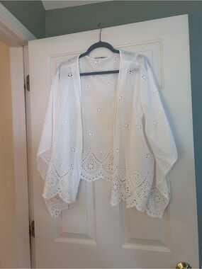 Lara Guidotto White Eyelet Open-Front Tunic Kimono OS